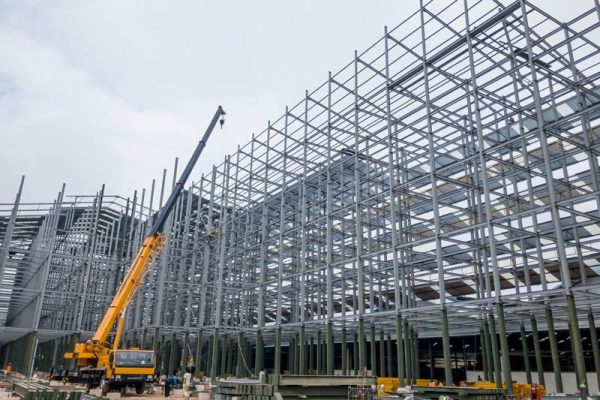 Massive steel structure construction site1